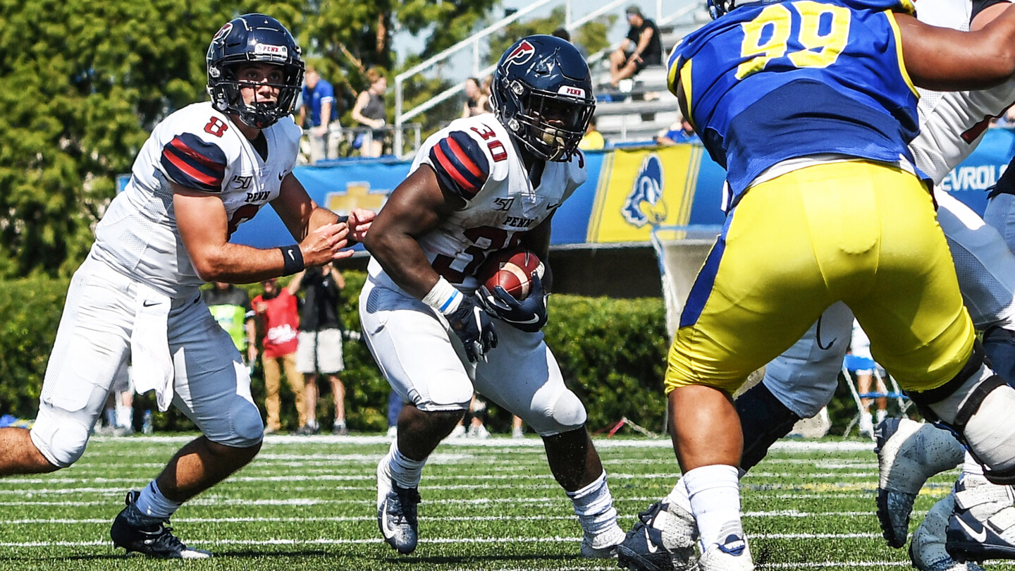 Karekin Brooks receives the handoff in the backfield against Delaware.