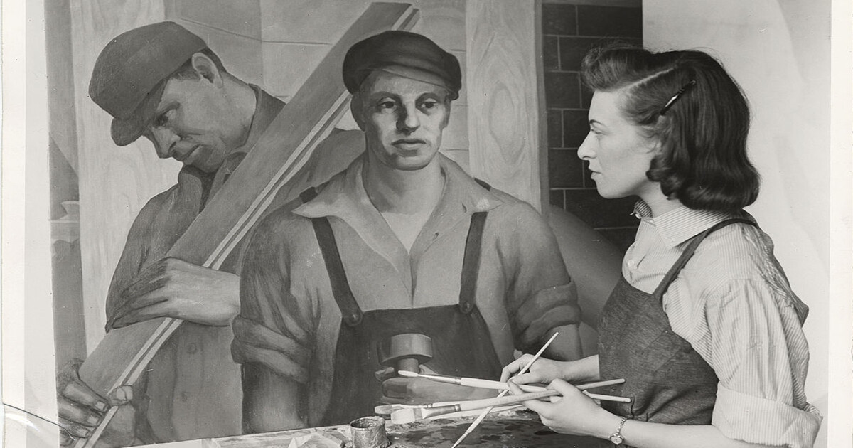 Edna&nbsp;Hershman painting a mural in the 1930s