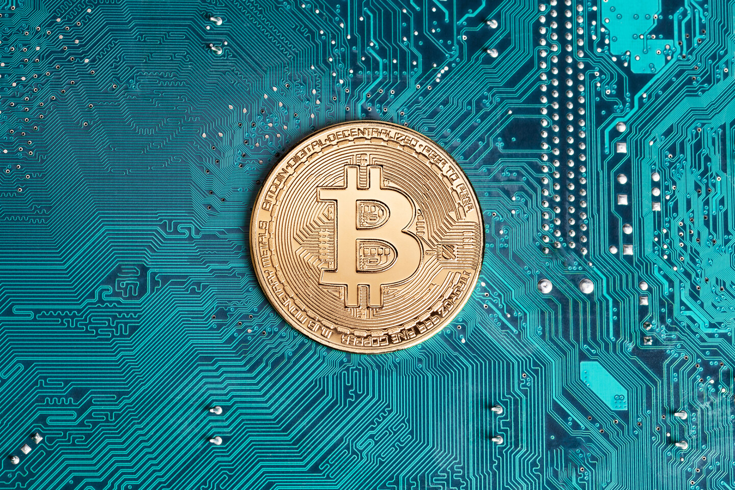 Gold coin with the letter "B" on it.