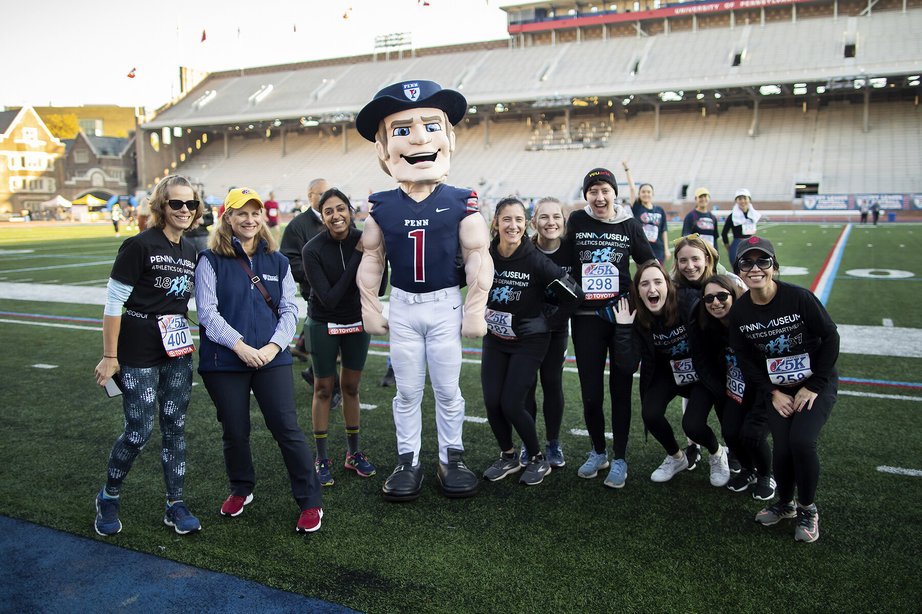 penn president liz magill with 5k runners