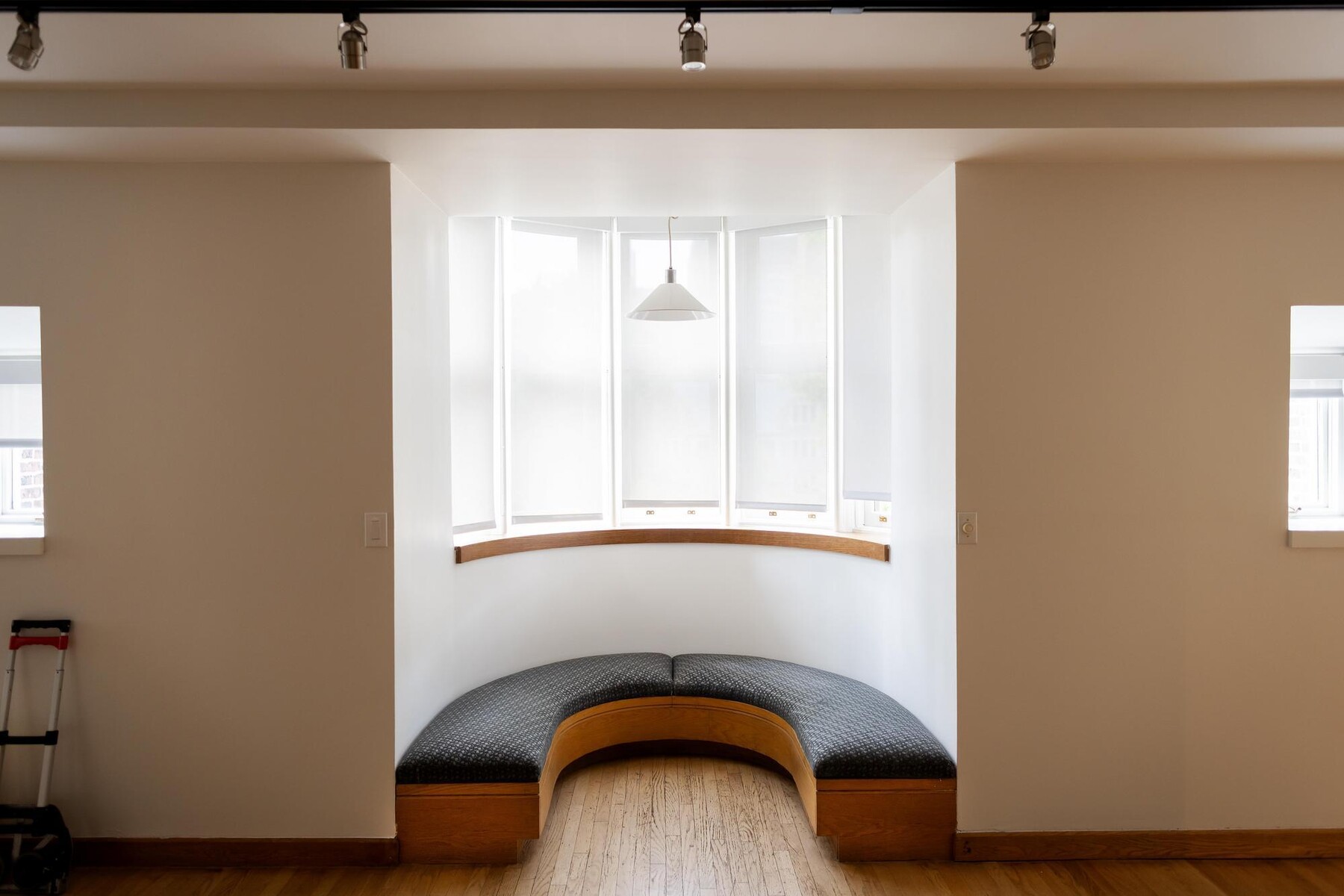 The interior of a common room in a dorm in the Quadrangle.