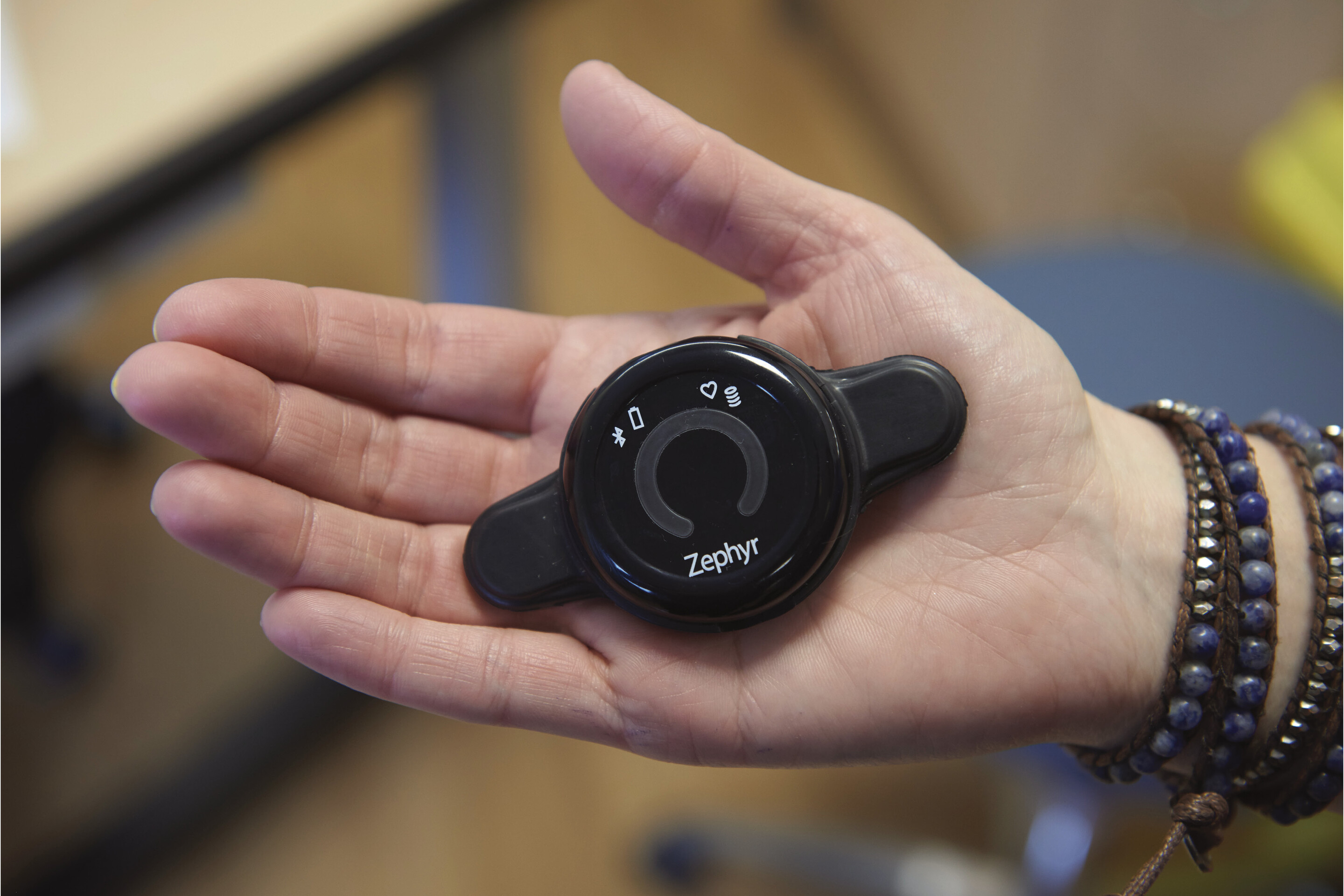 kidney monitor device for cardiovascular data