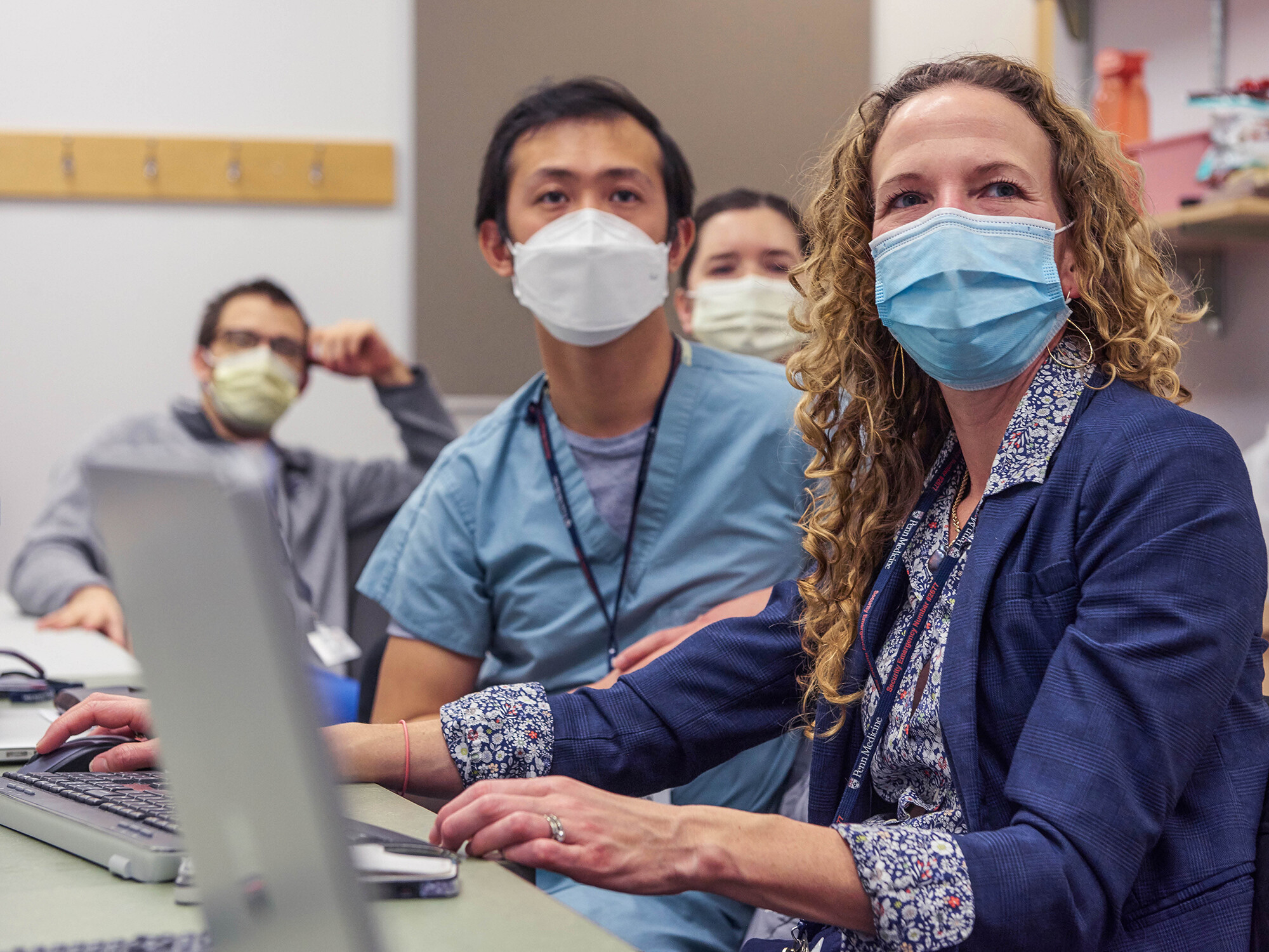 students working on computers during ultrasound training