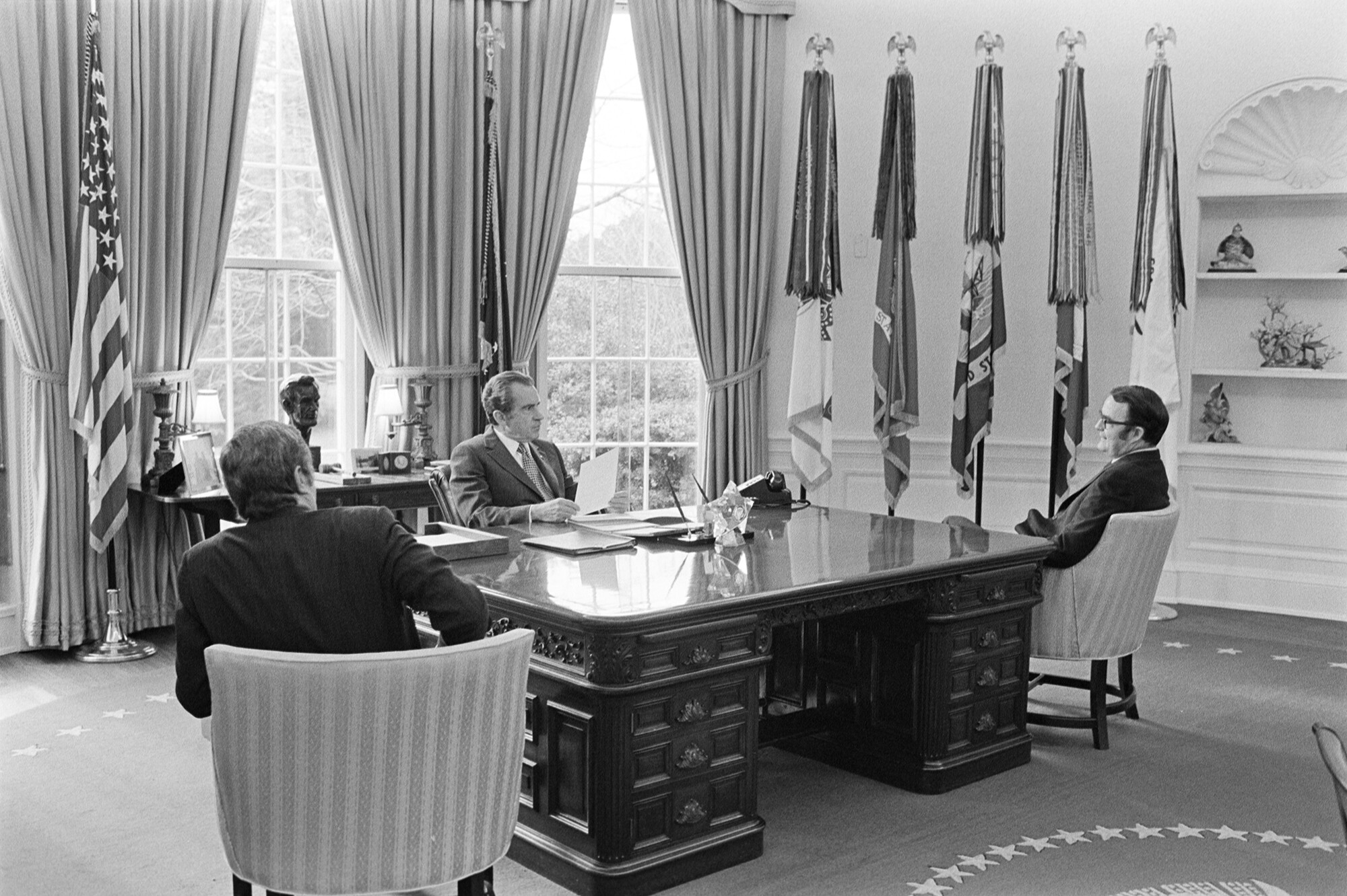 nixon at oval office desk