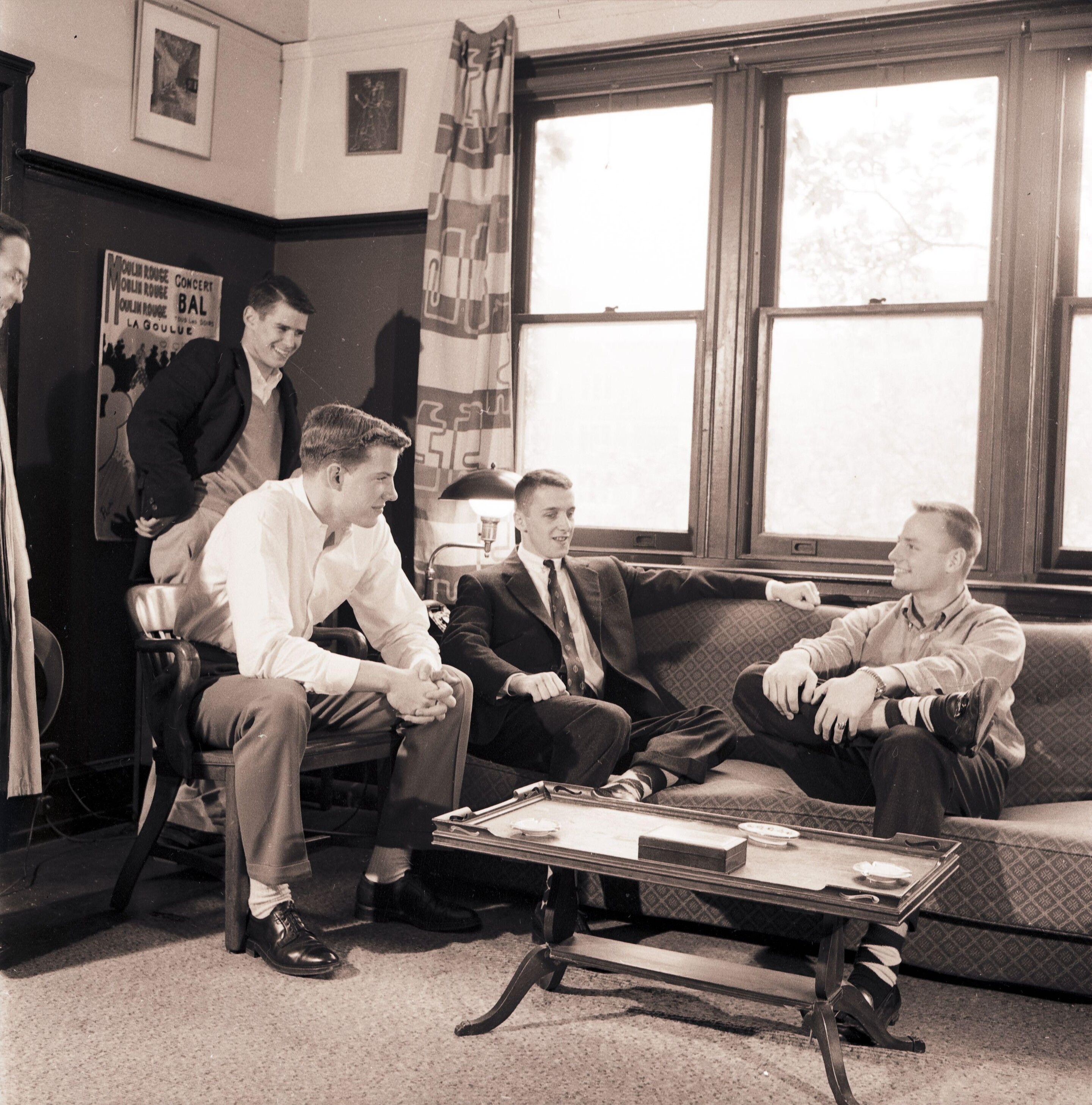 Students in the Quad around the mid-1950s.