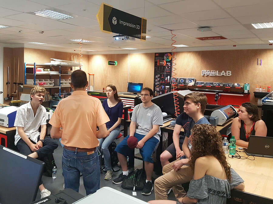 fab lab workshop for REACT