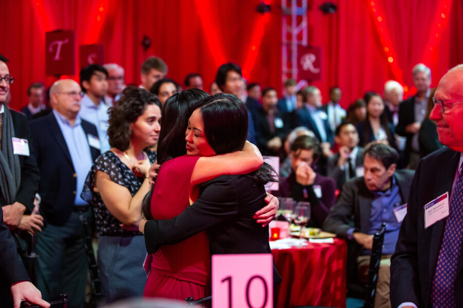 Angelica Du and her mom hug