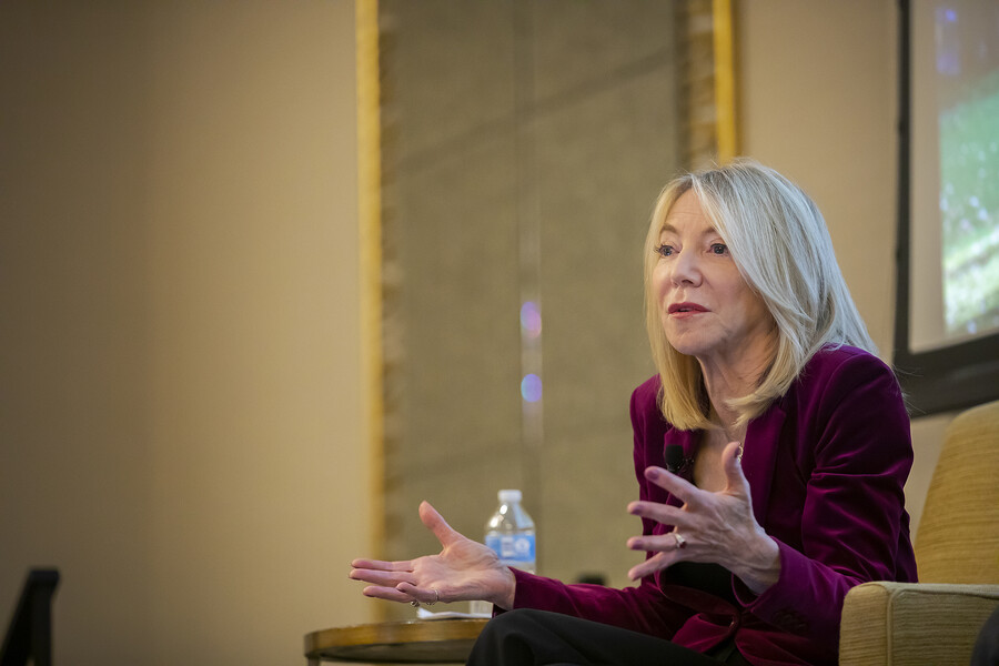 Gutmann speaks at event