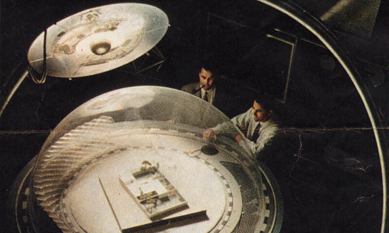 Victor and Aladar Olgyay studying the Thermoheliodon