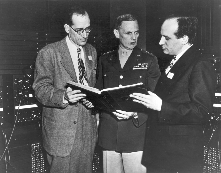 ENIAC, G.L. Barnes, John Mauchly and J. Presper Eckert, Jr.