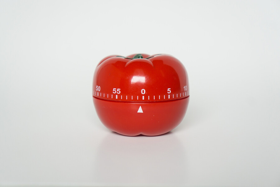 Pomodoro kitchen timer.
