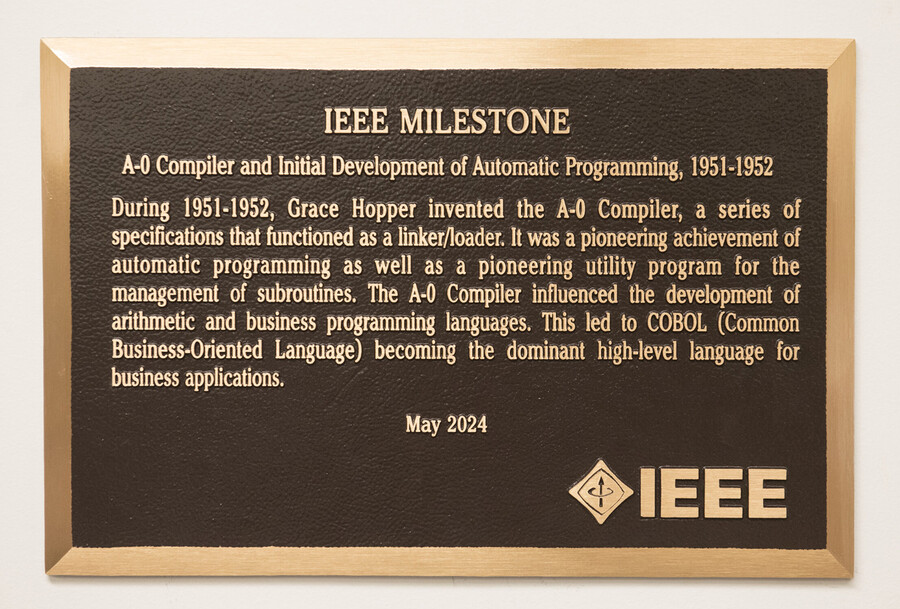 An IEEE MILESTONE plaque commemorating Grace Hopper