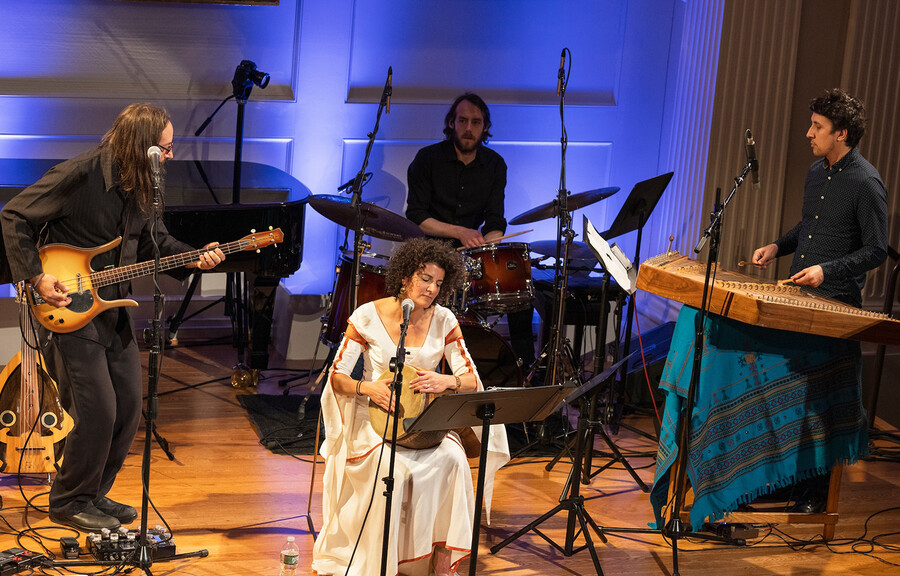 Galeet Dardashti performing on stage.