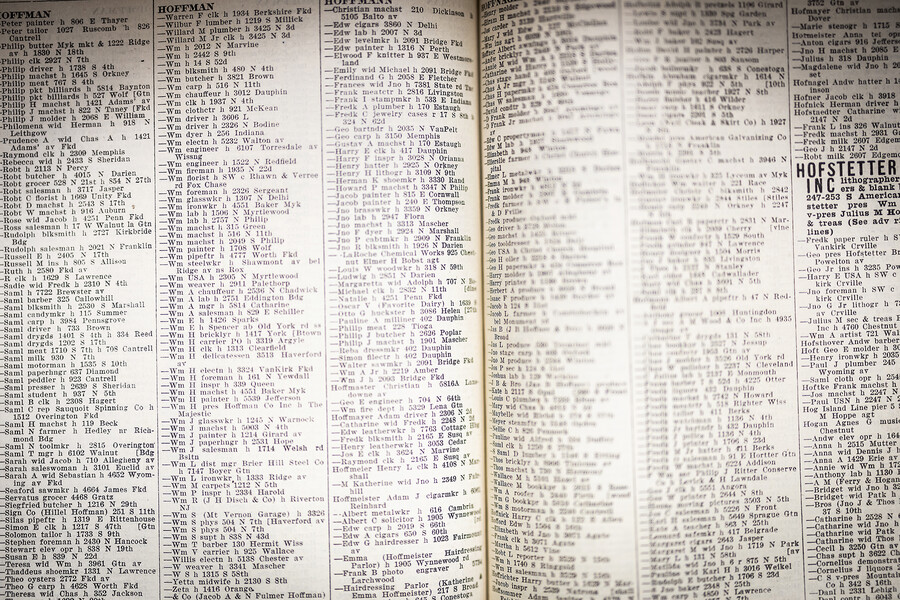 Pages from Philadelphia's 1918 city directory.