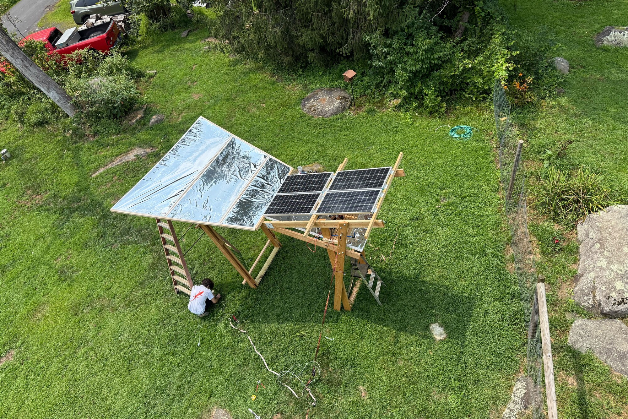 Aerial view of a foldable cooling station.