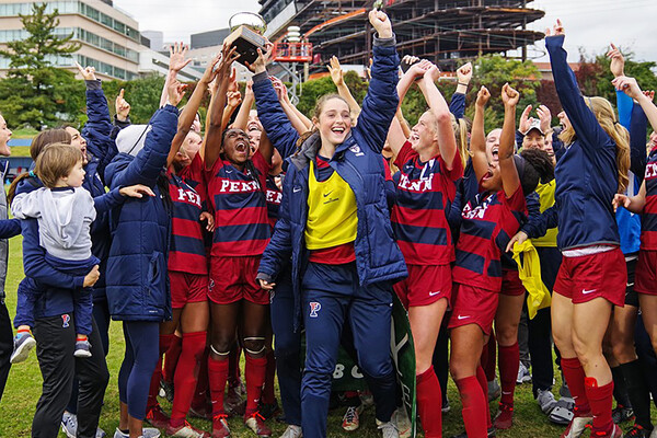 Women's soccer team celebrates after winning share of Ivy title