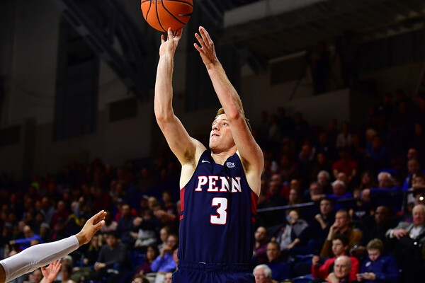Senior guard Jake Silpe shoots a jump shot