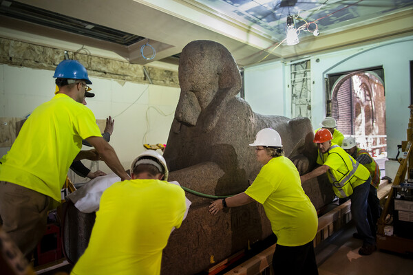 museum sphinx entering last window