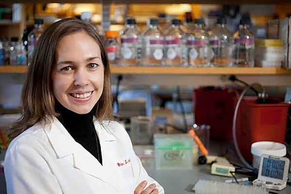 Kathryn Wellen in her lab.