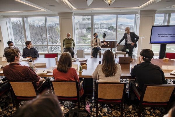 democracy class in washington
