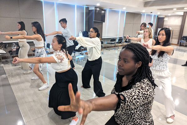 practicing chinese xi gong