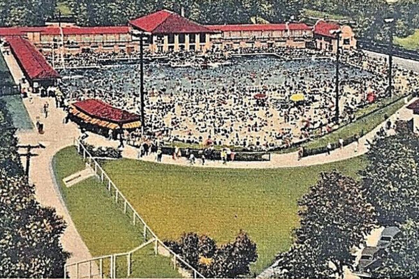 A vintage postcard of a public pool in Philadelphia.