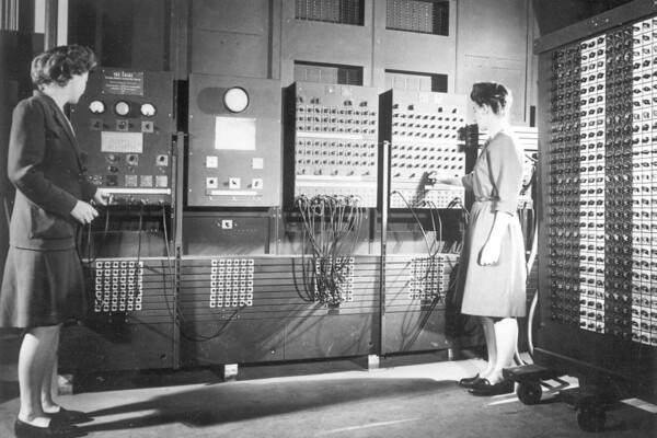Jean Bartik (left) and Frances Spence operating the ENIAC’s main control panel in 1946.