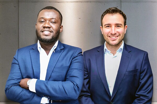 Samuel Nathan, a doctor from Ghana, and Dan Menéndez, a U.K.-trained physician
