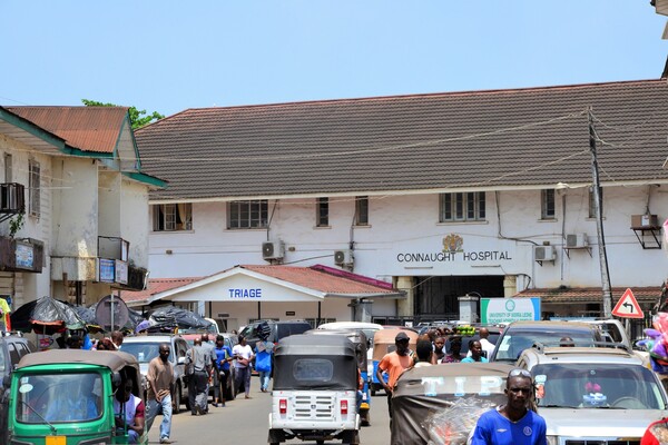  Bustling day outside a hospital.