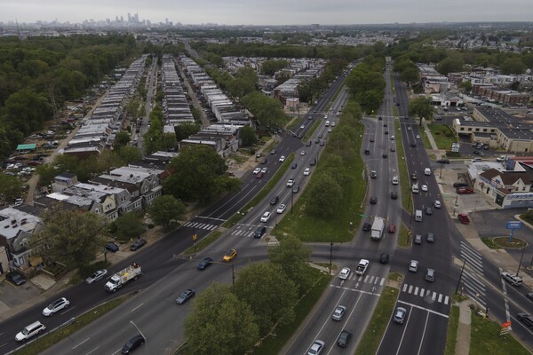Drone shot of Roosevelt Boulevard in Philadelphia.